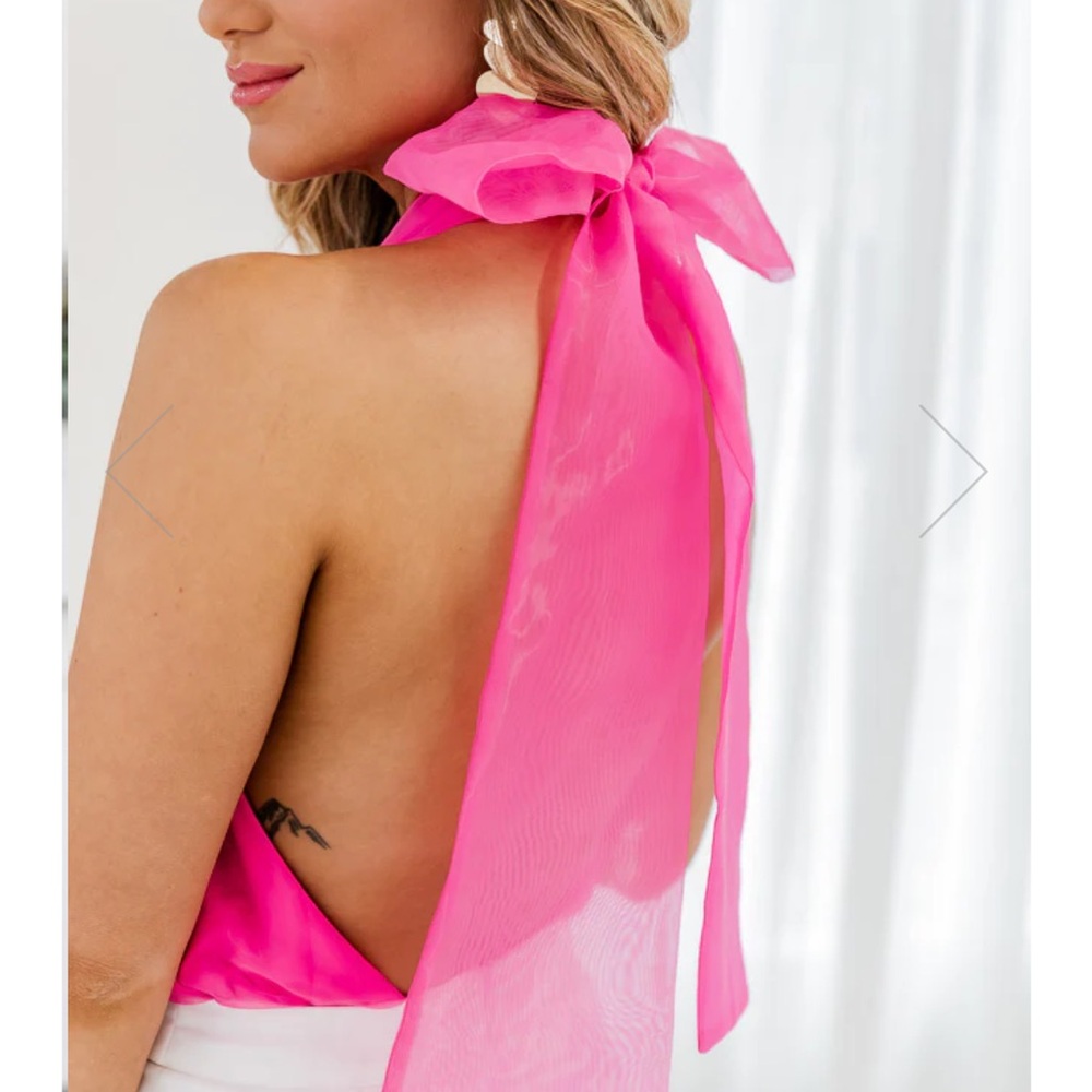 NWOT Statement Bow Pink Bodysuit || Pink Lily